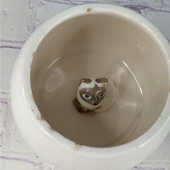 World Market Surprise Cat "Meow" Coffee Mug with Siamese Cat Inside - 17 Oz - Picture 6 of 9